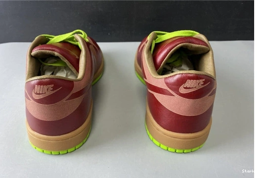 Red Low 311611-661 Laser Chartreuse 1-Piece Nike Dunk Varsity 0225